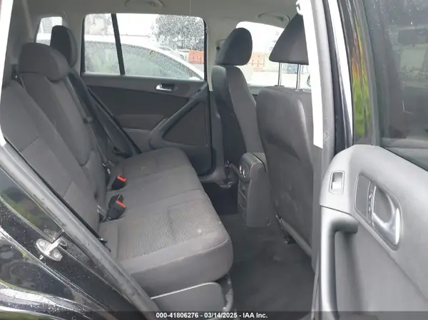 WVGAV7AX2HK043681 2017 VOLKSWAGEN TIGUAN - Image 8