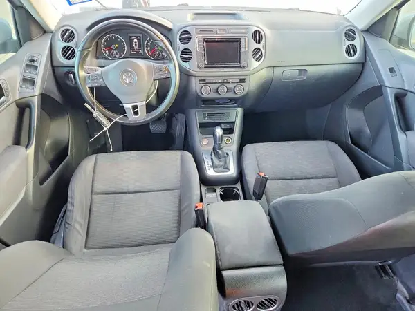 WVGAV7AX2HK044961 2017 VOLKSWAGEN TIGUAN - Image 8