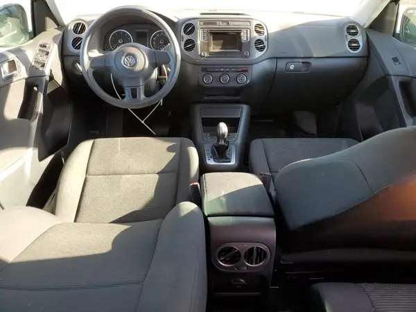 WVGAV7AX2HK047441 2017 VOLKSWAGEN TIGUAN - Image 8