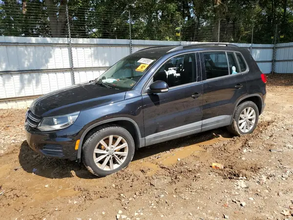 WVGAV7AX2HK048377 2017 VOLKSWAGEN TIGUAN - Image 1