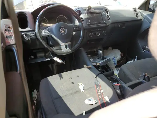 WVGAV7AX2HK048377 2017 VOLKSWAGEN TIGUAN - Image 8