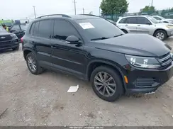 WVGAV7AX2HK050520 2017 VOLKSWAGEN TIGUAN