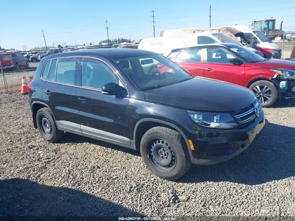 WVGAV7AX2JK001209 2018 VOLKSWAGEN TIGUAN