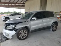 WVGAV7AX2JK001324 2018 VOLKSWAGEN TIGUAN