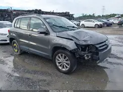 WVGAV7AX2JK002022 2018 VOLKSWAGEN TIGUAN