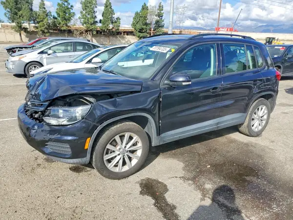 WVGAV7AX2JK004403 2018 VOLKSWAGEN TIGUAN - Image 1