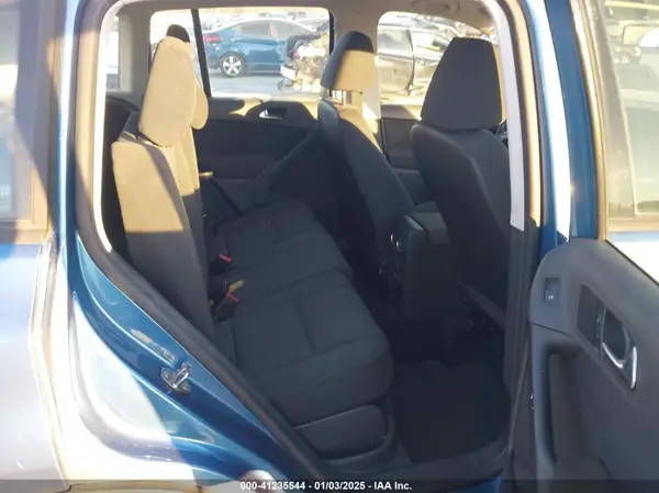 WVGAV7AX2JK005325 2018 VOLKSWAGEN TIGUAN - Image 8