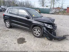 WVGAV7AX3GK000076 2016 VOLKSWAGEN TIGUAN