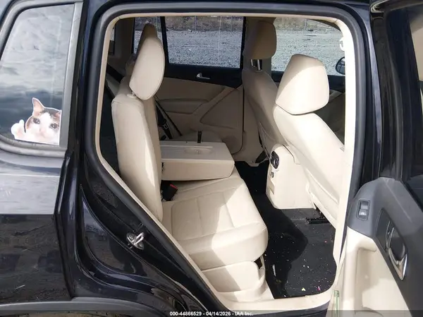 WVGAV7AX3GK000076 2016 VOLKSWAGEN TIGUAN - Image 8