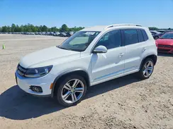 WVGAV7AX3GW024712 2016 VOLKSWAGEN TIGUAN