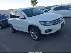 WVGAV7AX3GW082710 2016 VOLKSWAGEN TIGUAN