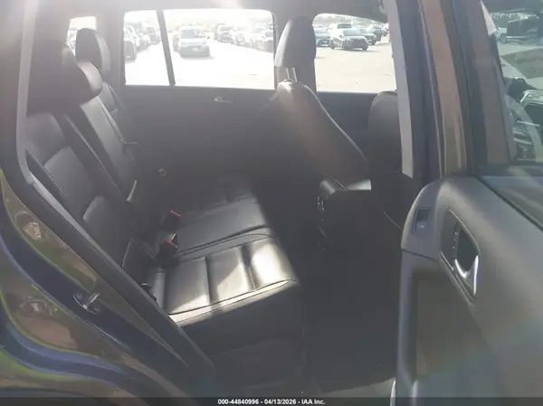 WVGAV7AX3GW511814 2016 VOLKSWAGEN TIGUAN - Image 8