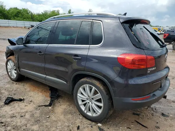 WVGAV7AX3GW515359 2016 VOLKSWAGEN TIGUAN - Image 2