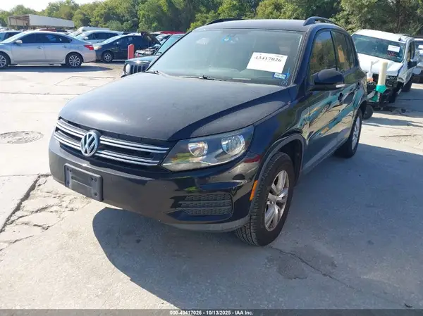 WVGAV7AX3GW528175 2016 VOLKSWAGEN TIGUAN - Image 2