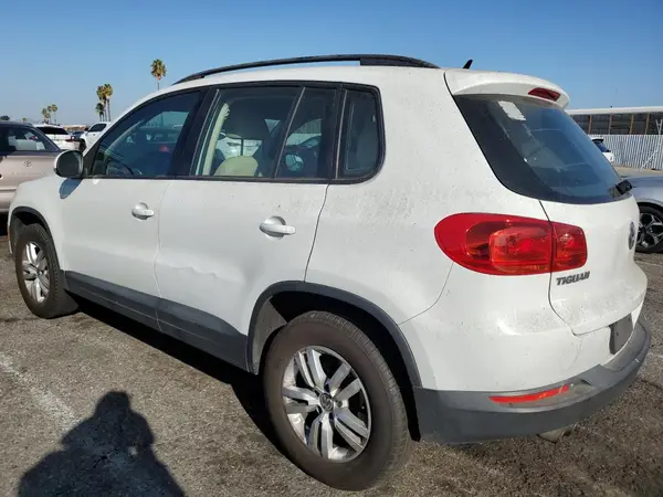 WVGAV7AX3GW529701 2016 VOLKSWAGEN TIGUAN - Image 2