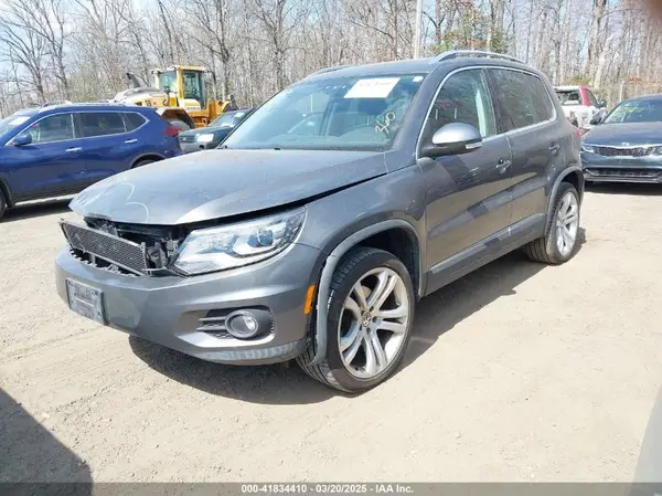 WVGAV7AX3GW537541 2016 VOLKSWAGEN TIGUAN - Image 2