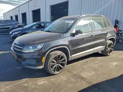 WVGAV7AX3GW542285 2016 VOLKSWAGEN TIGUAN