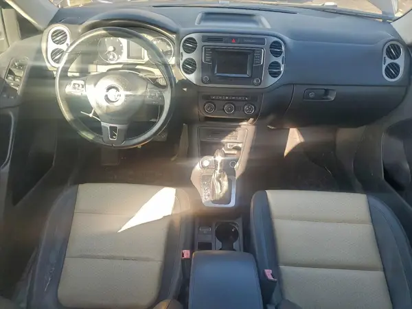 WVGAV7AX3GW542285 2016 VOLKSWAGEN TIGUAN - Image 8