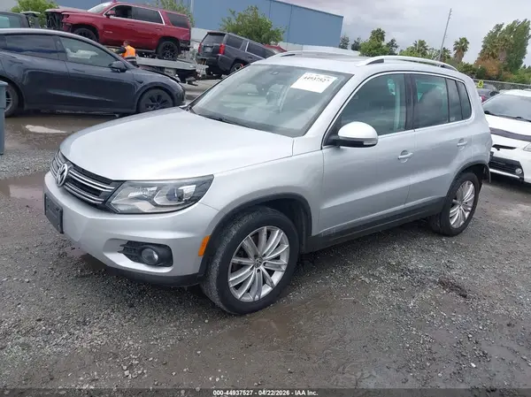 WVGAV7AX3GW551195 2016 VOLKSWAGEN TIGUAN - Image 2