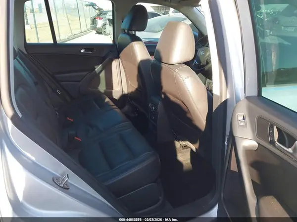 WVGAV7AX3GW559684 2016 VOLKSWAGEN TIGUAN - Image 8