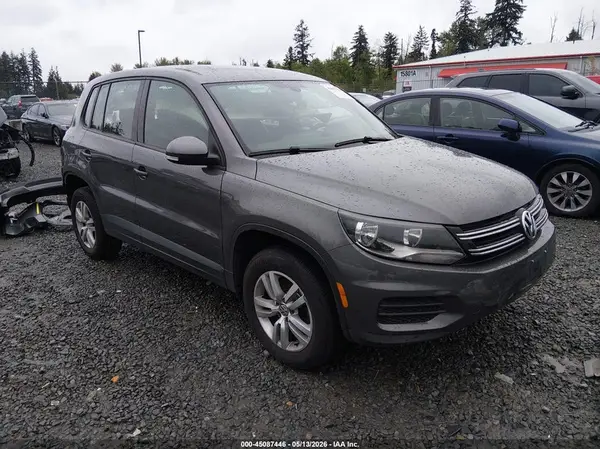 WVGAV7AX3GW565954 2016 VOLKSWAGEN TIGUAN - Image 1