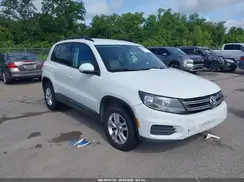 WVGAV7AX3GW580261 2016 VOLKSWAGEN TIGUAN