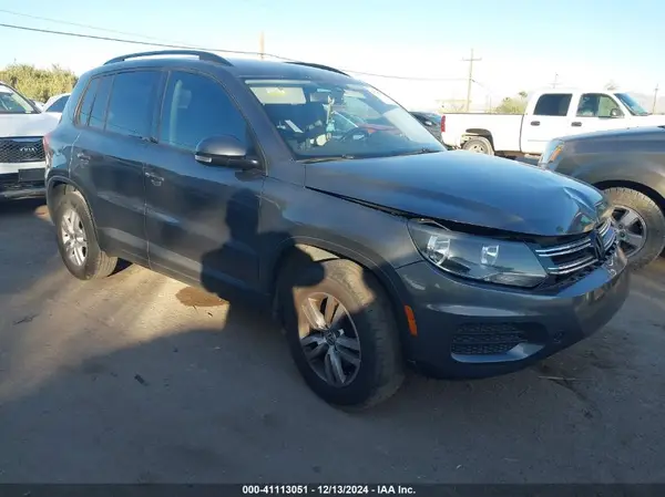 WVGAV7AX3GW591678 2016 VOLKSWAGEN TIGUAN - Image 1