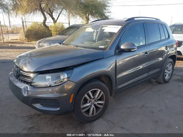 WVGAV7AX3GW591678 2016 VOLKSWAGEN TIGUAN - Image 2