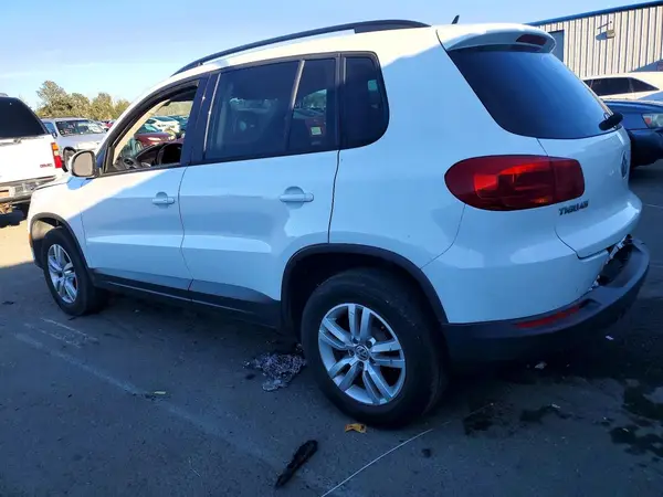WVGAV7AX3GW596363 2016 VOLKSWAGEN TIGUAN - Image 2