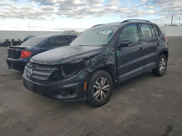 WVGAV7AX3GW600850 2016 VOLKSWAGEN TIGUAN - Image 1