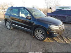 WVGAV7AX3GW602257 2016 VOLKSWAGEN TIGUAN