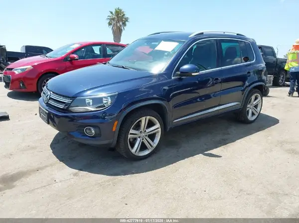 WVGAV7AX3GW604980 2016 VOLKSWAGEN TIGUAN - Image 2