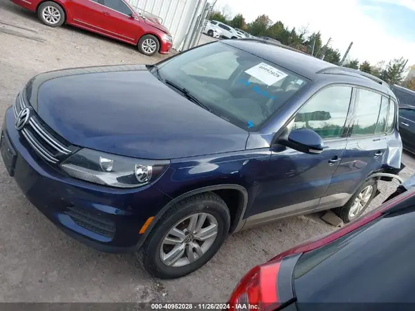 WVGAV7AX3GW606423 2016 VOLKSWAGEN TIGUAN - Image 2