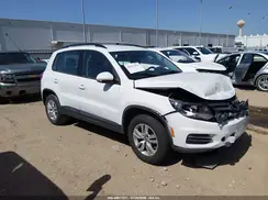 WVGAV7AX3GW617566 2016 VOLKSWAGEN TIGUAN