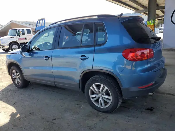 WVGAV7AX3HK002668 2017 VOLKSWAGEN TIGUAN - Image 2