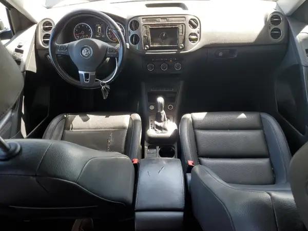 WVGAV7AX3HK002668 2017 VOLKSWAGEN TIGUAN - Image 8