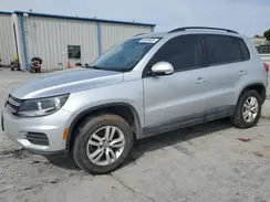WVGAV7AX3HK002900 2017 VOLKSWAGEN TIGUAN