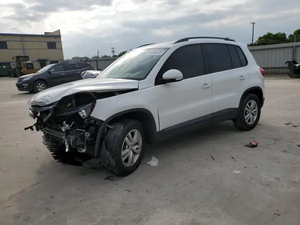 WVGAV7AX3HK015484 2017 VOLKSWAGEN TIGUAN - Image 1