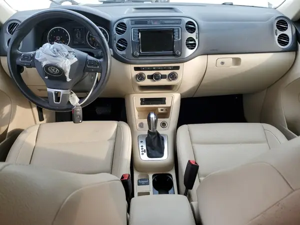 WVGAV7AX3HK015484 2017 VOLKSWAGEN TIGUAN - Image 8