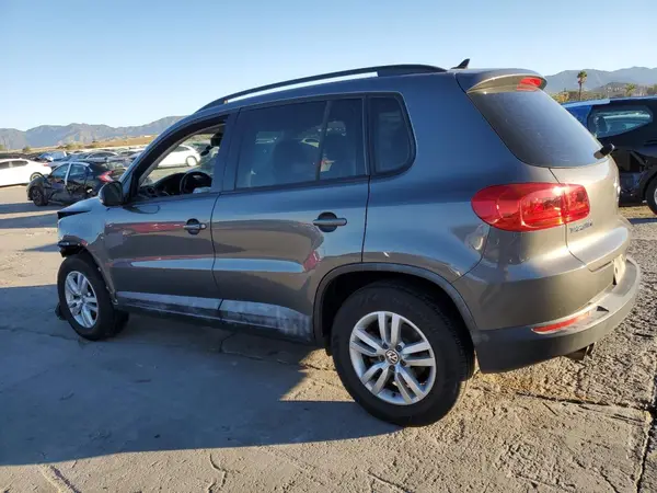 WVGAV7AX3HK016148 2017 VOLKSWAGEN TIGUAN - Image 2