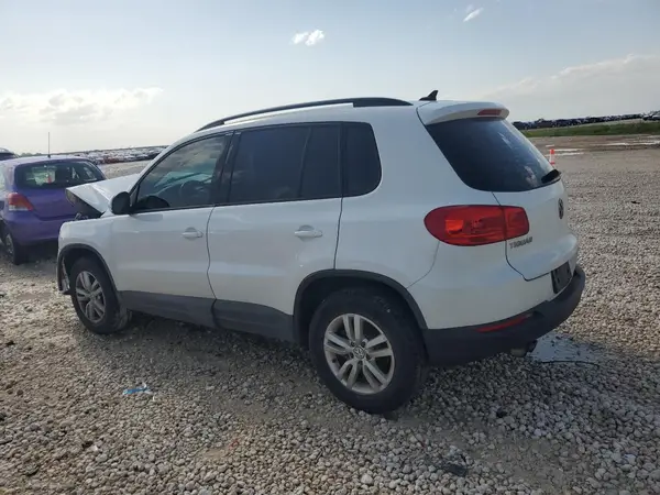 WVGAV7AX3HK016246 2017 VOLKSWAGEN TIGUAN - Image 2