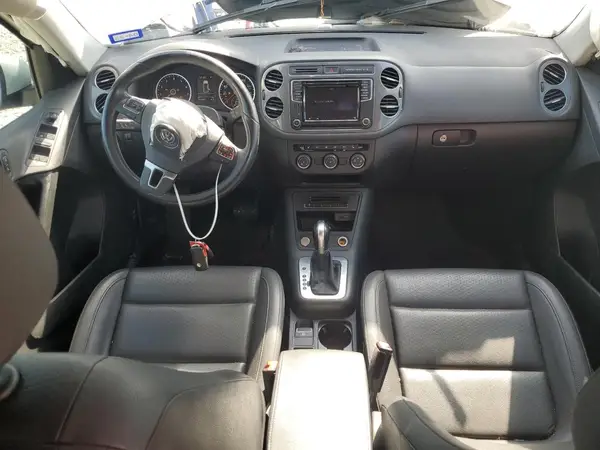 WVGAV7AX3HK016246 2017 VOLKSWAGEN TIGUAN - Image 8