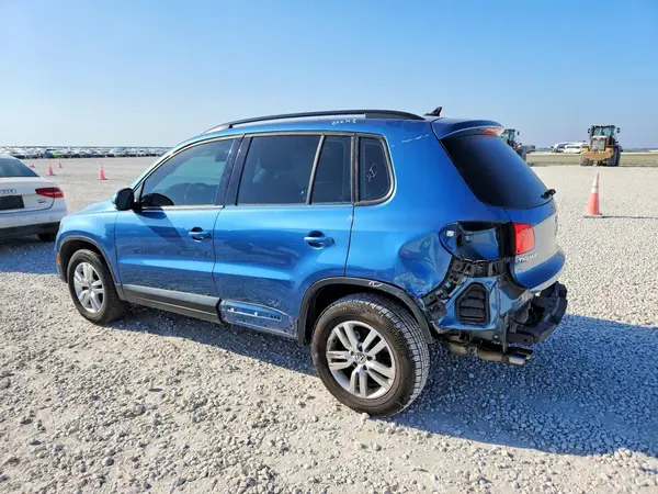 WVGAV7AX3HK020913 2017 VOLKSWAGEN TIGUAN - Image 2