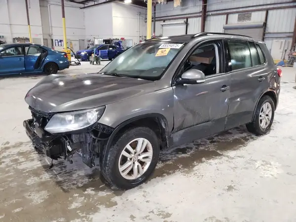 WVGAV7AX3HK024802 2017 VOLKSWAGEN TIGUAN - Image 1