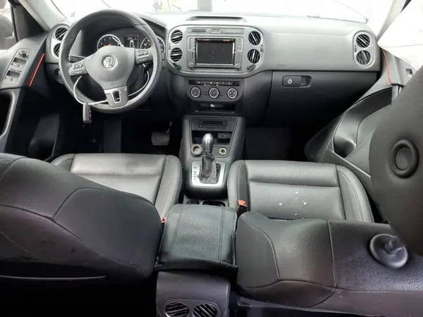 WVGAV7AX3HK025674 2017 VOLKSWAGEN TIGUAN - Image 8
