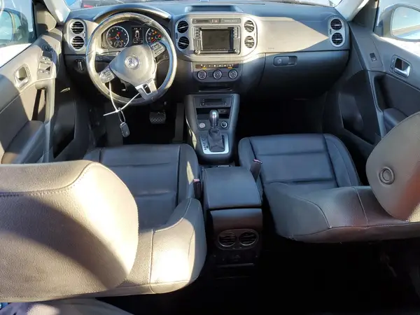 WVGAV7AX3HK031488 2017 VOLKSWAGEN TIGUAN - Image 8