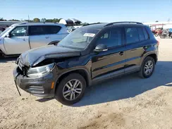 WVGAV7AX3HK032883 2017 VOLKSWAGEN TIGUAN