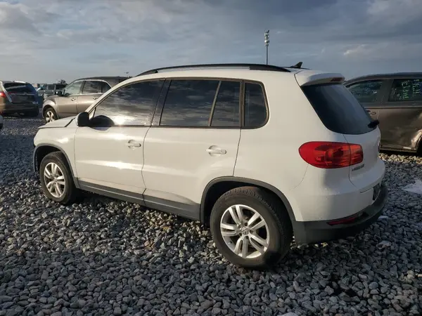 WVGAV7AX3HK039090 2017 VOLKSWAGEN TIGUAN - Image 2