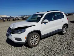 WVGAV7AX3HK042796 2017 VOLKSWAGEN TIGUAN