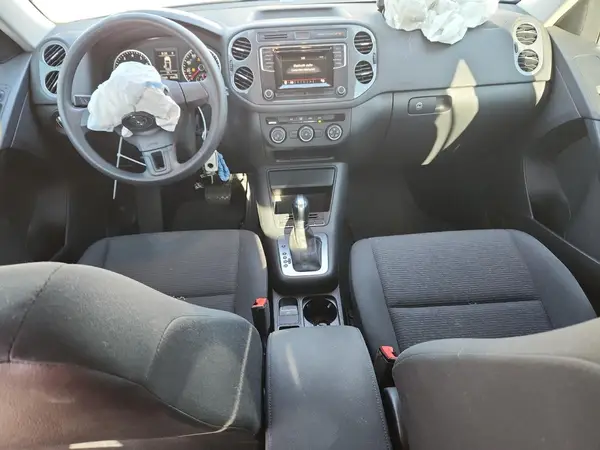 WVGAV7AX3HK043656 2017 VOLKSWAGEN TIGUAN - Image 8